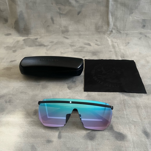 Diesel DL 0259 Shiny Light Brown / Blu Mirror (Discontinued) - Picture 2 of 12